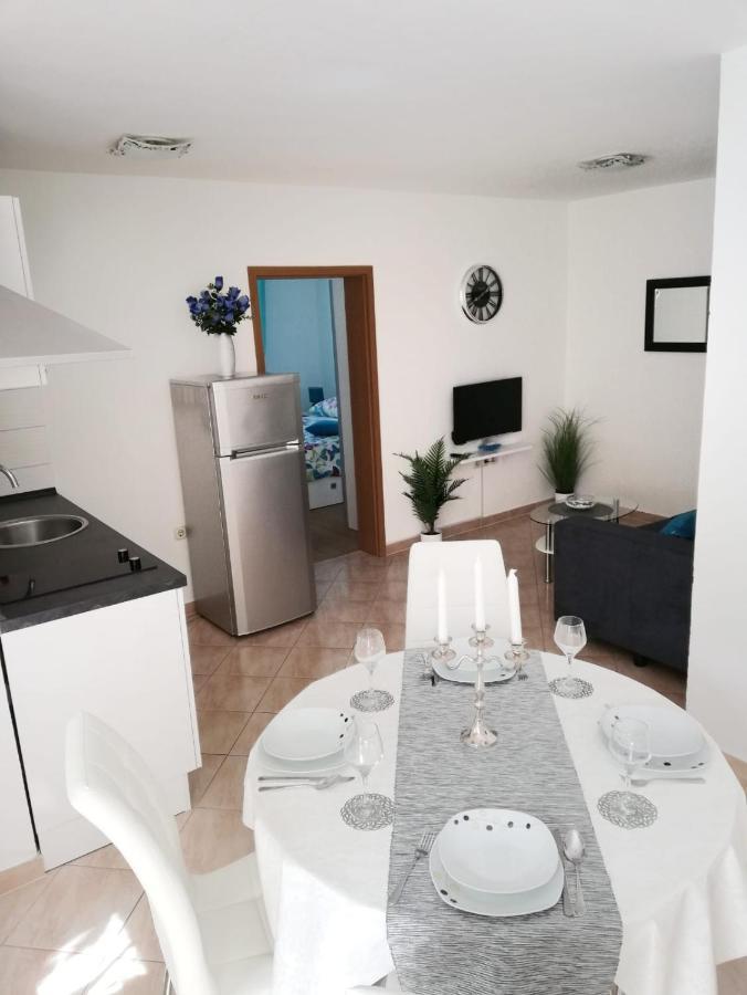 Apartment Toni With Private Parking Zadar Eksteriør billede